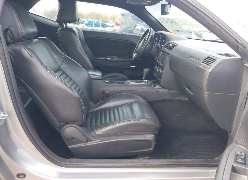 Photo 5 of 2014 Dodge Challenger SXT PLUS (VIN 2C3CDYAG2EH139887)