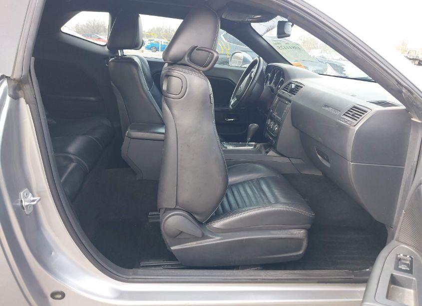 Photo 8 of 2014 Dodge Challenger SXT PLUS (VIN 2C3CDYAG2EH139887)
