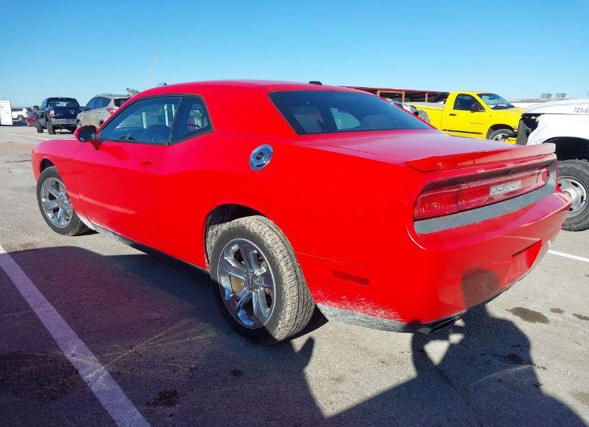 Photo 3 of 2014 Dodge Challenger SXT (VIN 2C3CDYAG2EH302148)