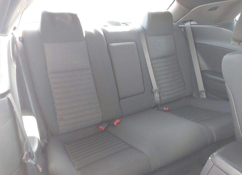 Photo 8 of 2014 Dodge Challenger SXT (VIN 2C3CDYAG2EH302148)