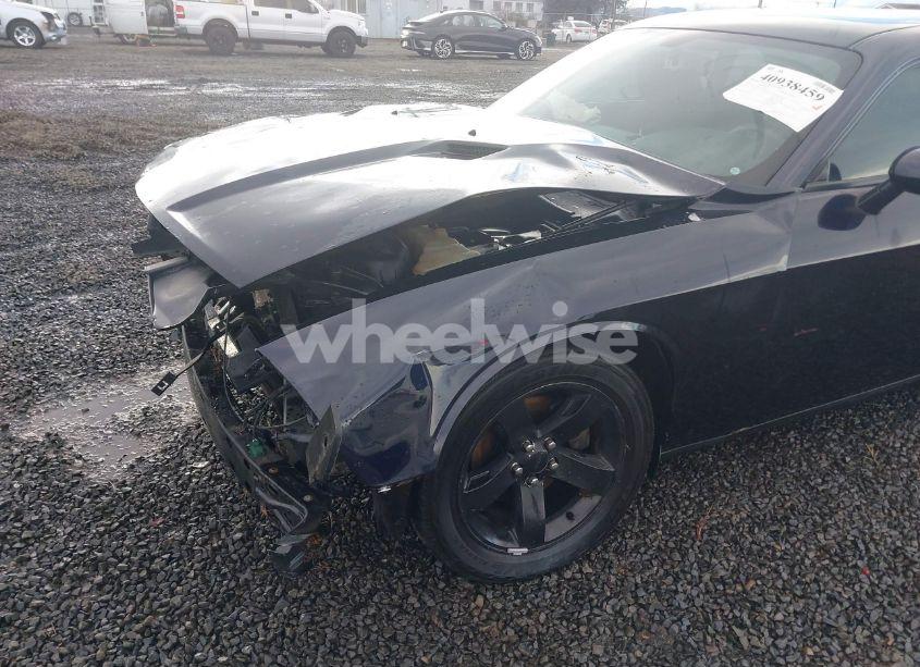Photo 18 of 2012 Dodge Challenger SXT (VIN 2C3CDYAG3CH118222)