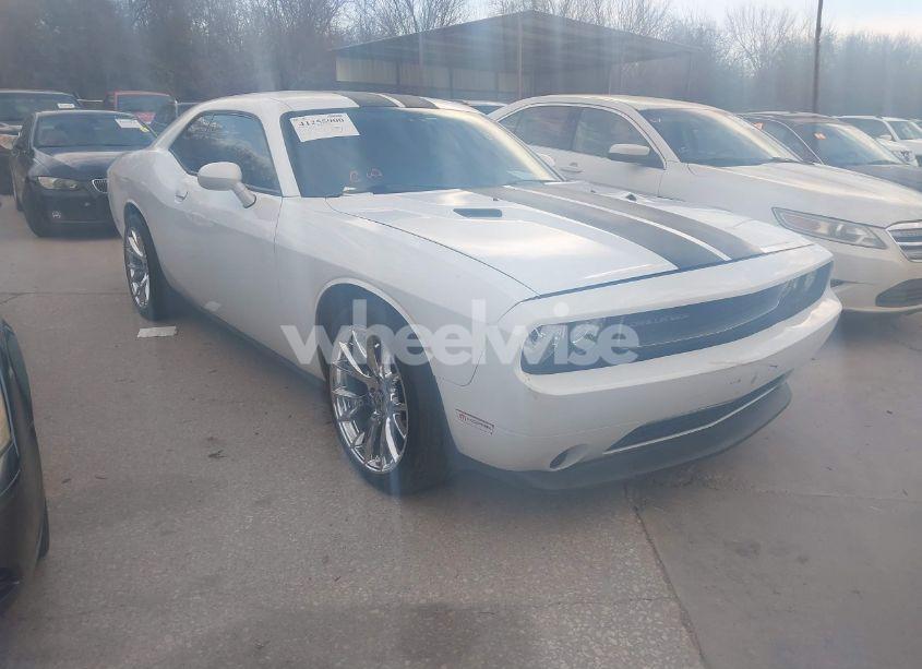 2012 Dodge Challenger SXT (VIN 2C3CDYAG3CH141421) main photo
