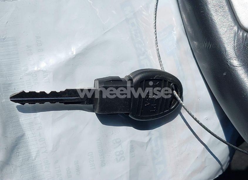 Photo 11 of 2012 Dodge Challenger SXT (VIN 2C3CDYAG3CH141421)