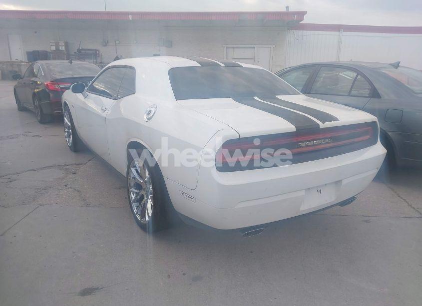 Photo 3 of 2012 Dodge Challenger SXT (VIN 2C3CDYAG3CH141421)
