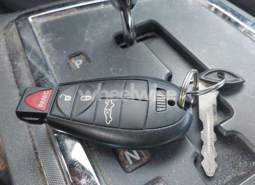 Photo 11 of 2012 Dodge Challenger SXT (VIN 2C3CDYAG3CH171504)