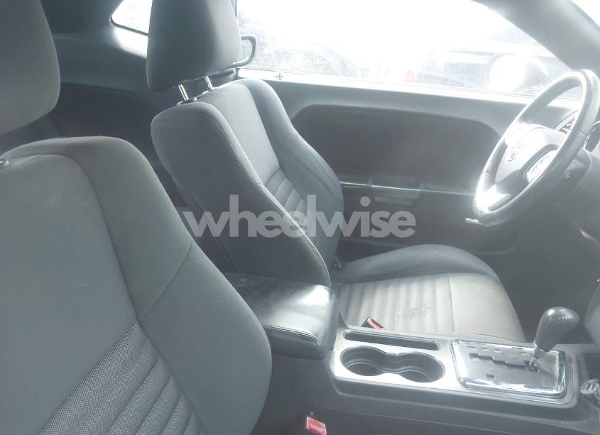 Photo 5 of 2012 Dodge Challenger SXT (VIN 2C3CDYAG3CH171504)