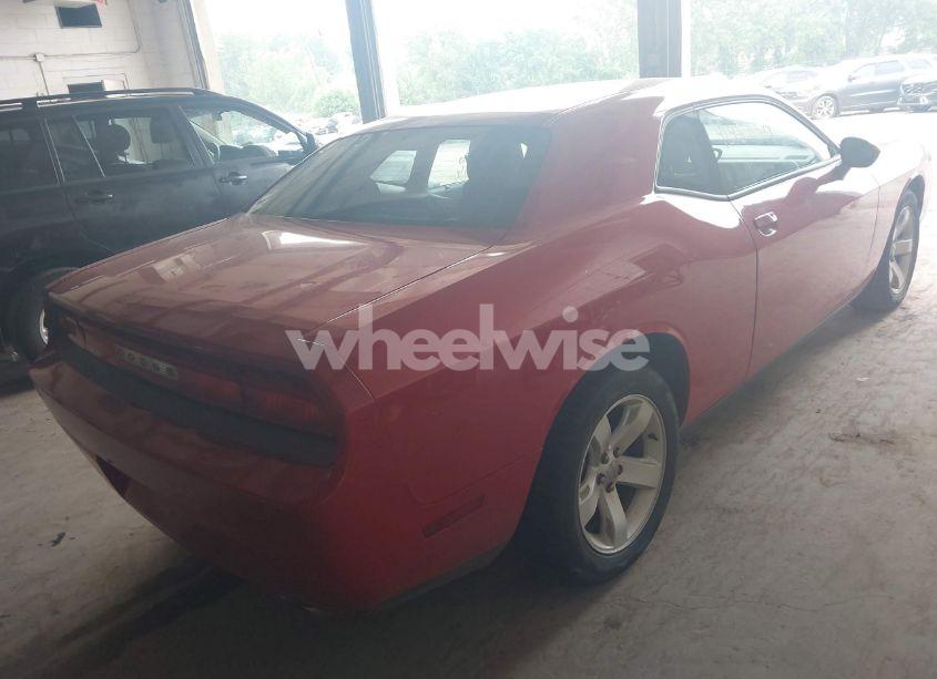 Photo 4 of 2012 Dodge Challenger SXT (VIN 2C3CDYAG3CH224685)