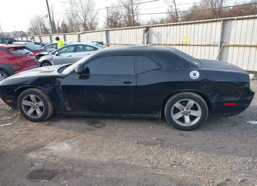 Photo 14 of 2012 Dodge Challenger SXT (VIN 2C3CDYAG3CH227943)
