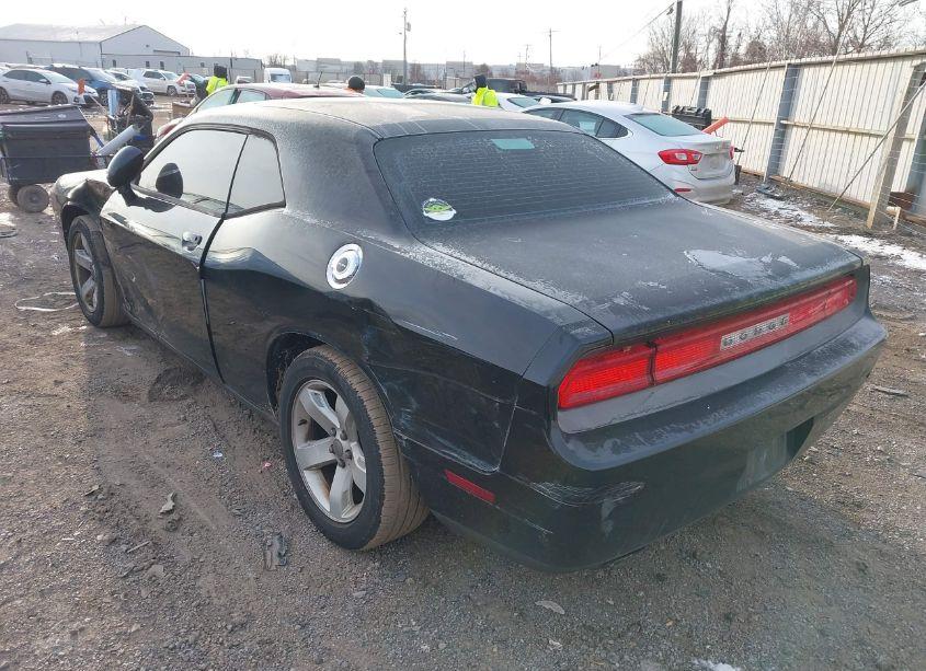 Photo 3 of 2012 Dodge Challenger SXT (VIN 2C3CDYAG3CH227943)