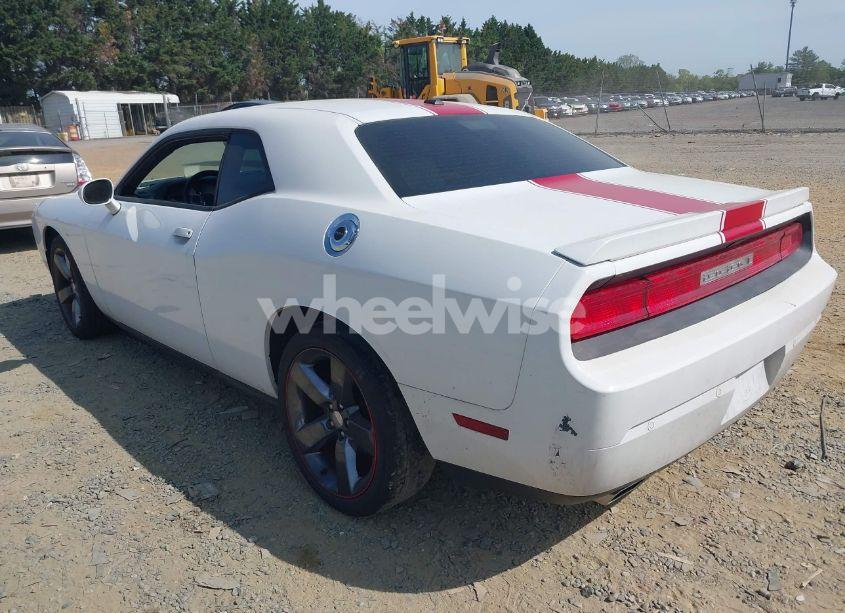 Photo 3 of 2013 Dodge Challenger RALLYE REDLINE (VIN 2C3CDYAG3DH520016)