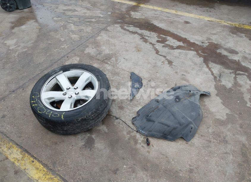 Photo 12 of 2013 Dodge Challenger SXT (VIN 2C3CDYAG3DH705344)