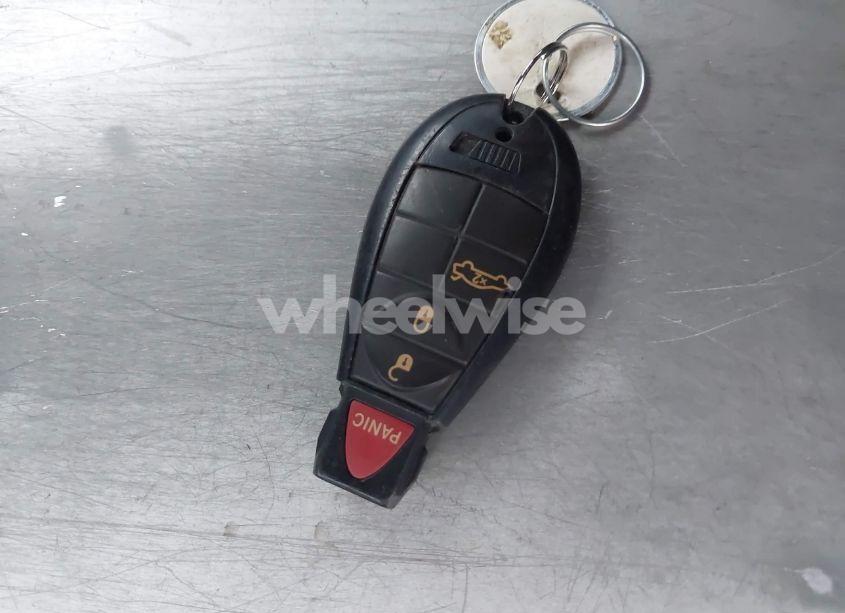 Photo 11 of 2013 Dodge Challenger SXT (VIN 2C3CDYAG3DH724962)