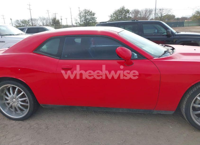 Photo 13 of 2014 Dodge Challenger SXT (VIN 2C3CDYAG3EH258483)
