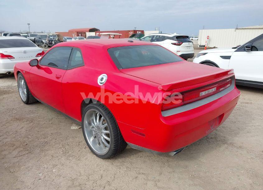 Photo 3 of 2014 Dodge Challenger SXT (VIN 2C3CDYAG3EH258483)