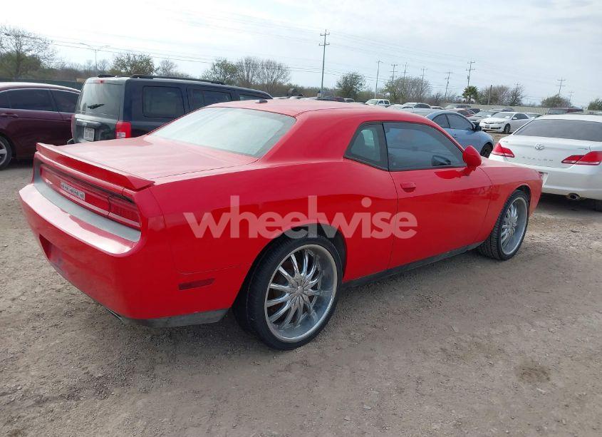 Photo 4 of 2014 Dodge Challenger SXT (VIN 2C3CDYAG3EH258483)