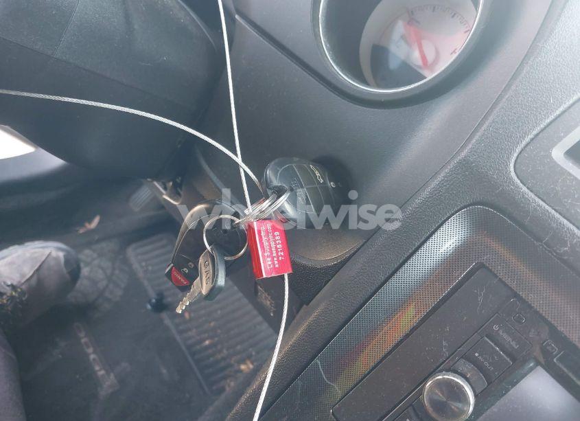 Photo 11 of 2013 Dodge Challenger SXT PLUS (VIN 2C3CDYAG4DH652329)