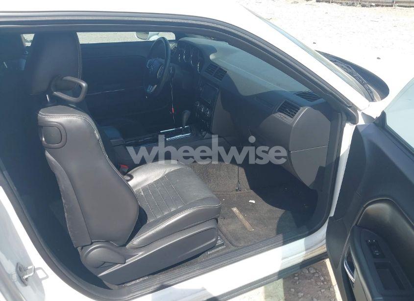 Photo 5 of 2013 Dodge Challenger SXT PLUS (VIN 2C3CDYAG4DH652329)