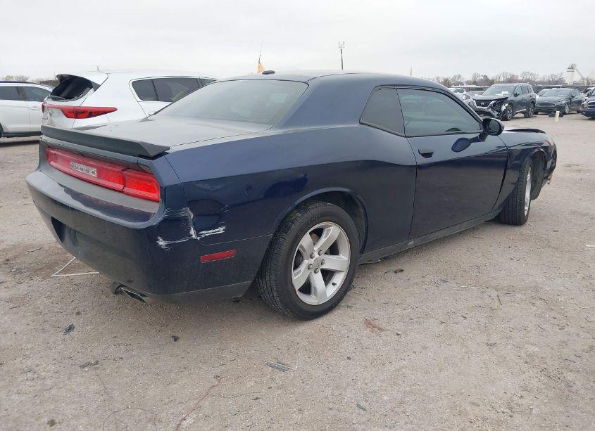 Photo 4 of 2013 Dodge Challenger SXT (VIN 2C3CDYAG4DH683418)