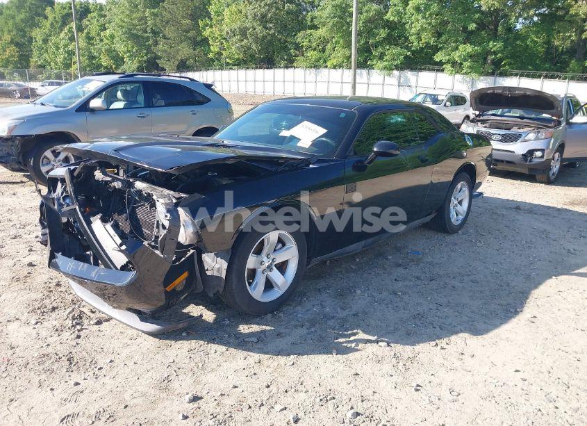 Photo 2 of 2013 Dodge Challenger SXT (VIN 2C3CDYAG4DH718894)