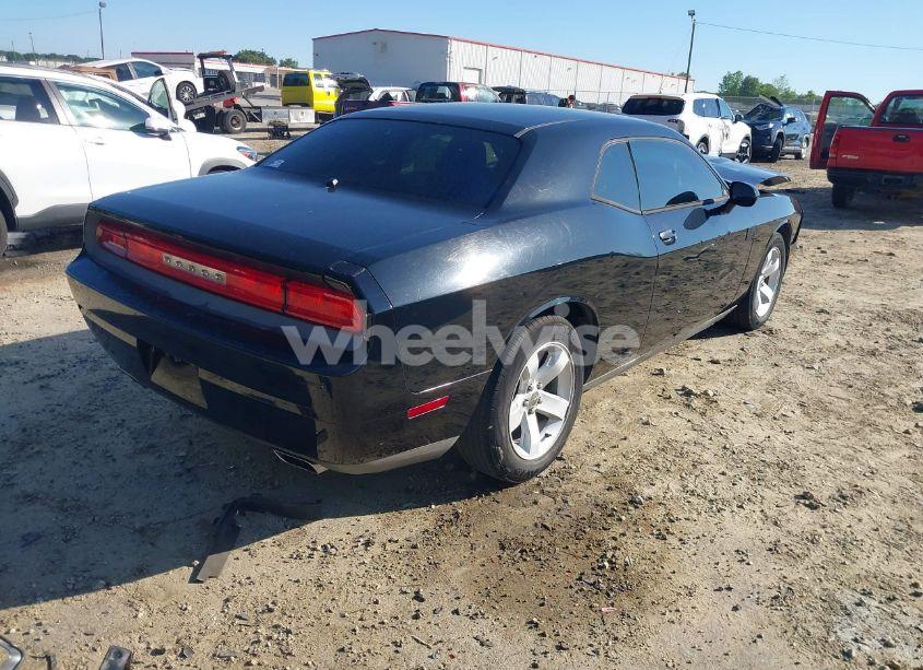 Photo 4 of 2013 Dodge Challenger SXT (VIN 2C3CDYAG4DH718894)