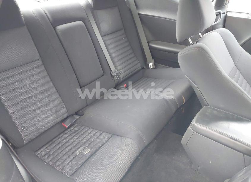 Photo 8 of 2014 Dodge Challenger SXT (VIN 2C3CDYAG4EH196026)