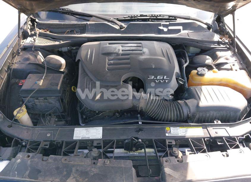 Photo 10 of 2014 Dodge Challenger SXT (VIN 2C3CDYAG4EH233706)