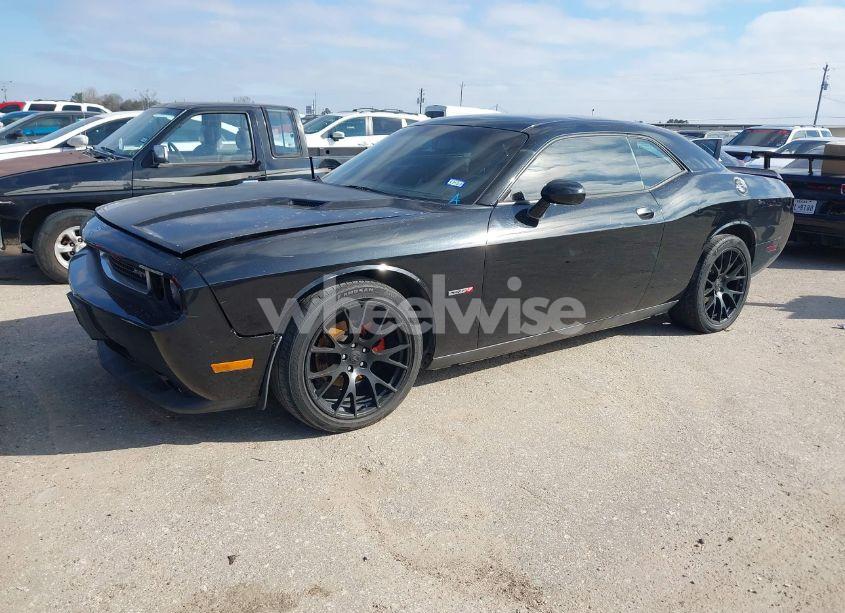 Photo 2 of 2014 Dodge Challenger SXT (VIN 2C3CDYAG4EH233706)