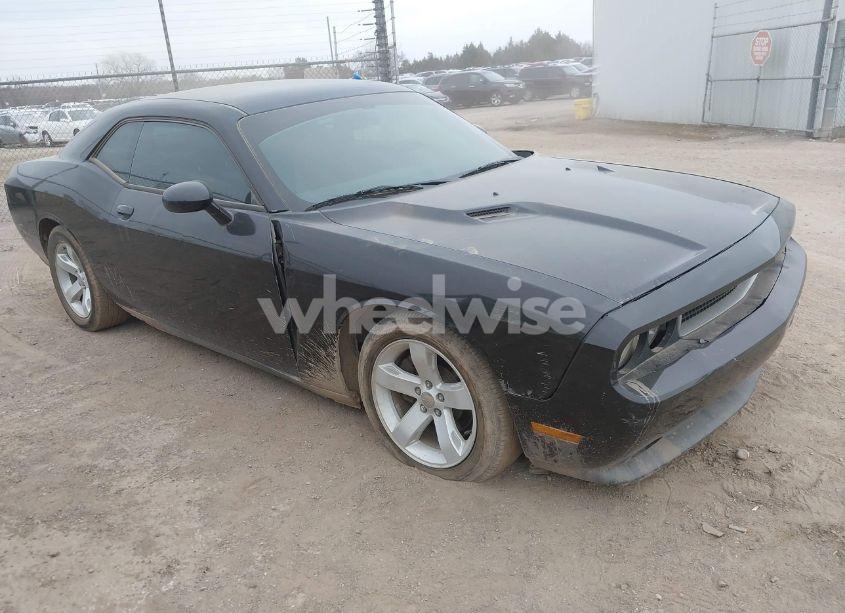 2012 Dodge Challenger SXT (VIN 2C3CDYAG5CH214207) main photo