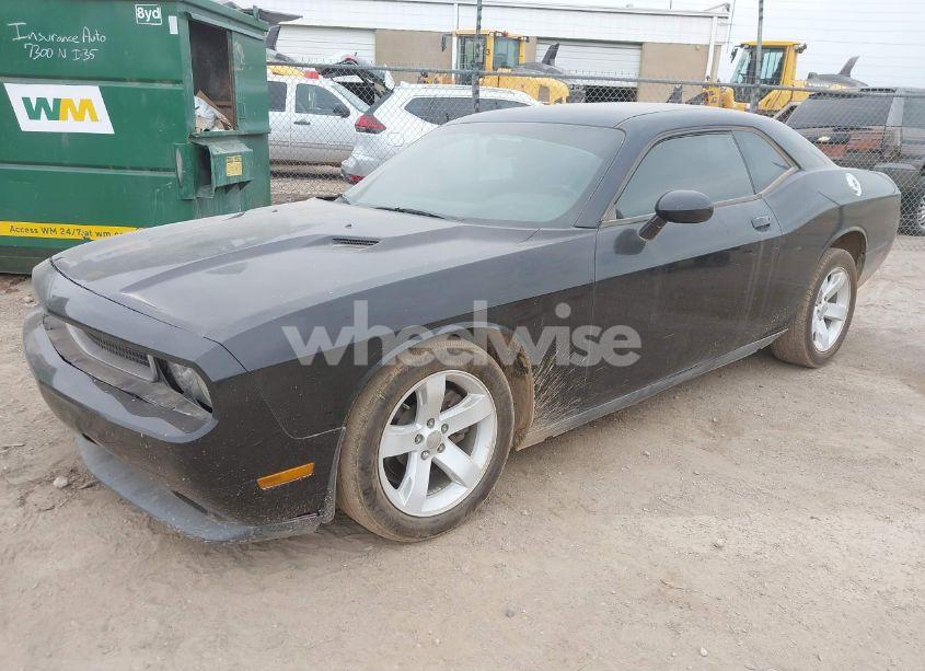 Photo 2 of 2012 Dodge Challenger SXT (VIN 2C3CDYAG5CH214207)