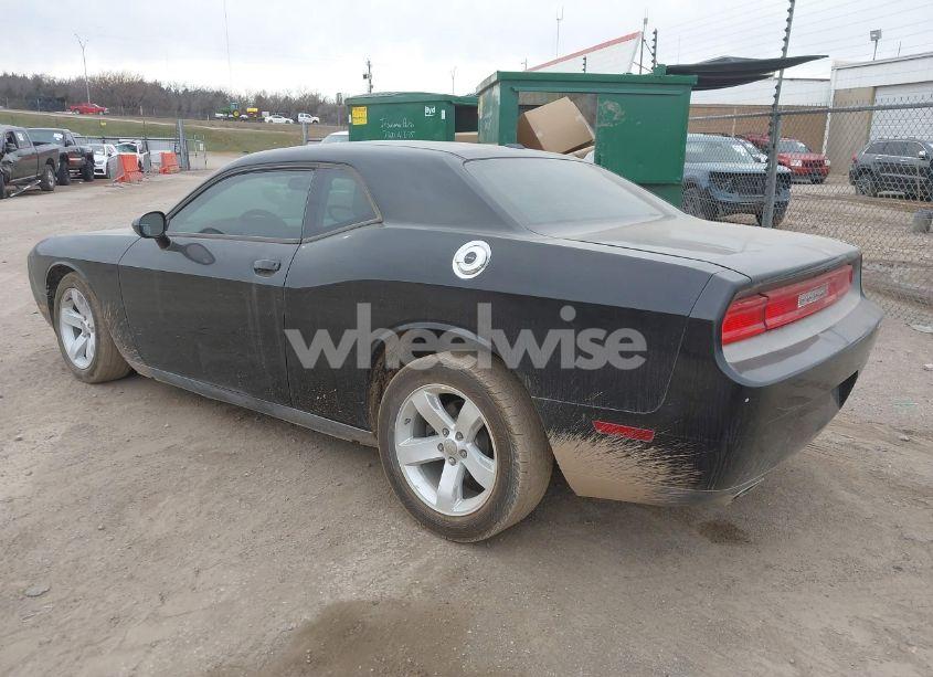 Photo 3 of 2012 Dodge Challenger SXT (VIN 2C3CDYAG5CH214207)