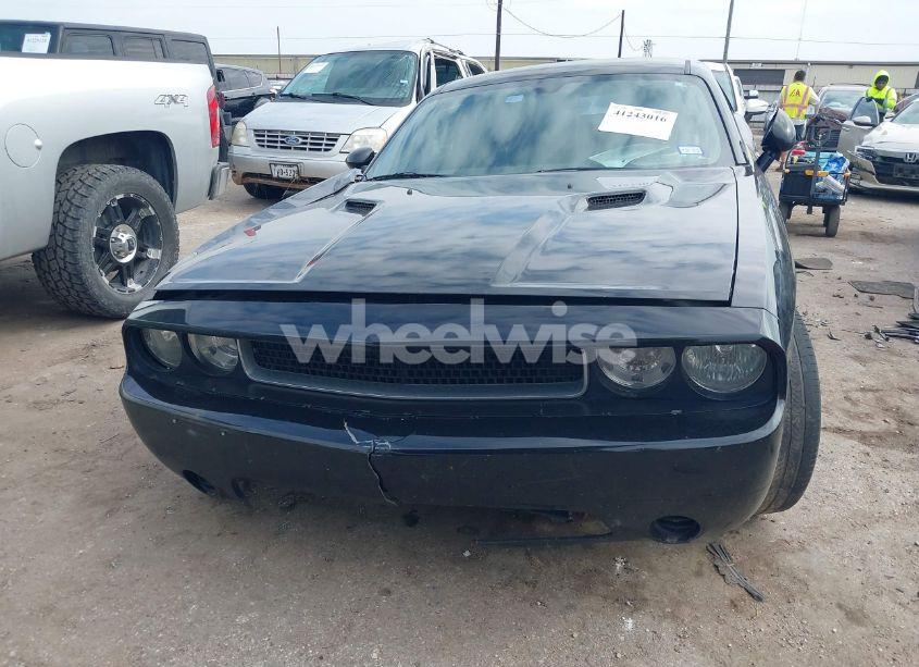 Photo 12 of 2013 Dodge Challenger SXT (VIN 2C3CDYAG5DH500642)