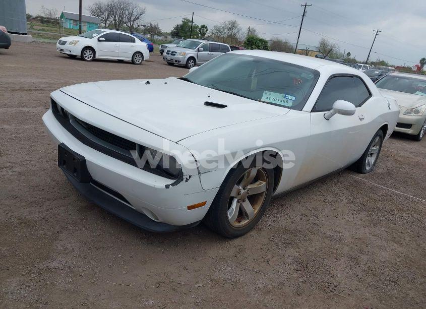 Photo 2 of 2013 Dodge Challenger SXT PLUS (VIN 2C3CDYAG5DH562753)