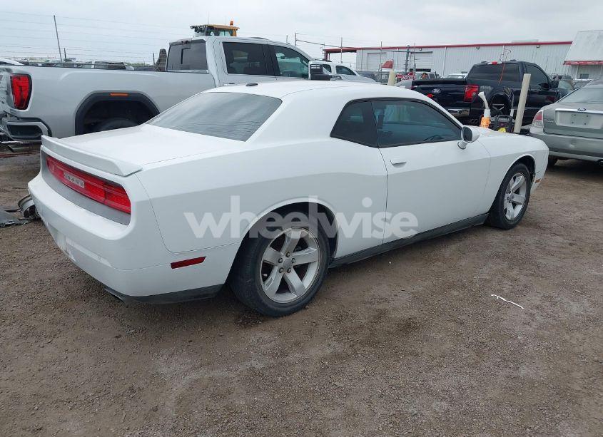 Photo 4 of 2013 Dodge Challenger SXT PLUS (VIN 2C3CDYAG5DH562753)