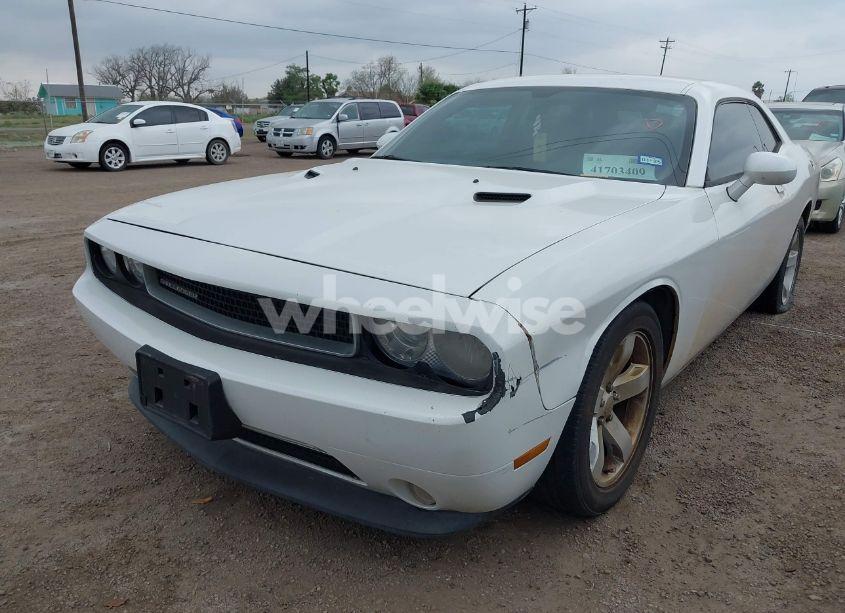 Photo 6 of 2013 Dodge Challenger SXT PLUS (VIN 2C3CDYAG5DH562753)