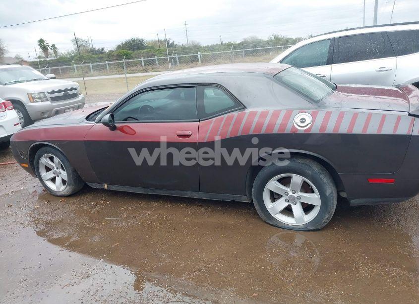 Photo 14 of 2013 Dodge Challenger SXT (VIN 2C3CDYAG5DH607755)