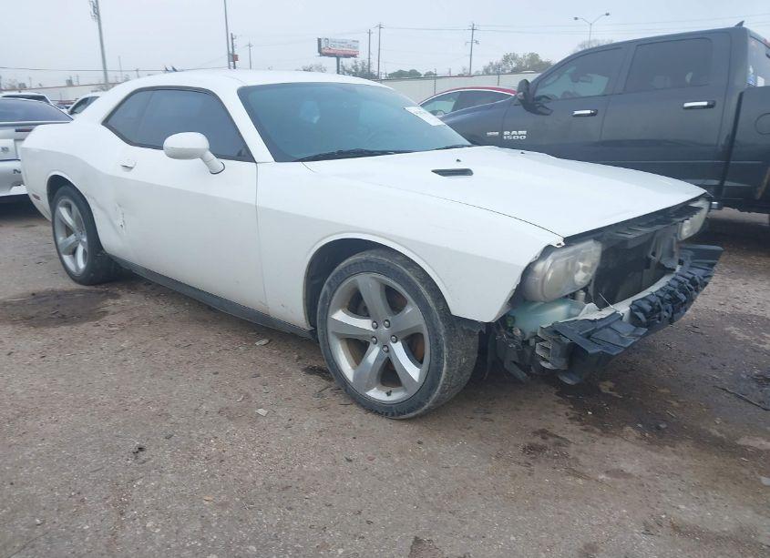 2014 Dodge Challenger SXT PLUS (VIN 2C3CDYAG5EH123716) main photo