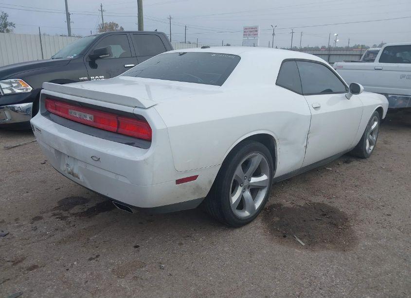 Photo 4 of 2014 Dodge Challenger SXT PLUS (VIN 2C3CDYAG5EH123716)
