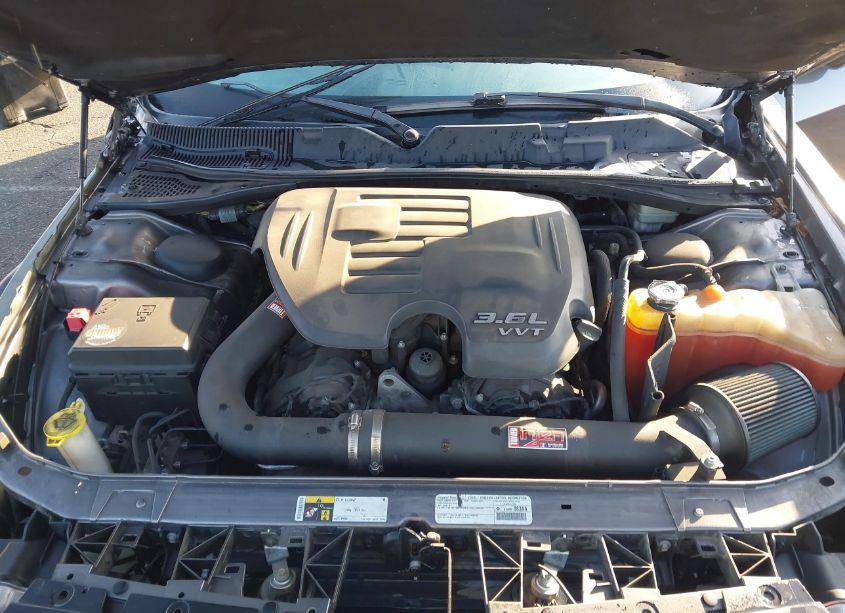 Photo 10 of 2014 Dodge Challenger SXT (VIN 2C3CDYAG5EH204005)