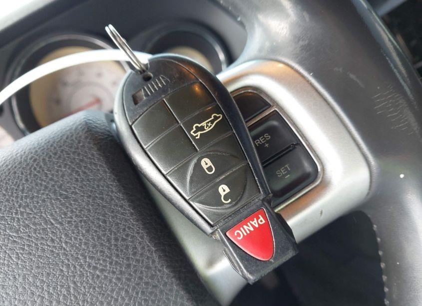 Photo 11 of 2014 Dodge Challenger SXT (VIN 2C3CDYAG5EH204005)