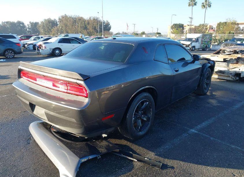 Photo 4 of 2014 Dodge Challenger SXT (VIN 2C3CDYAG5EH204005)