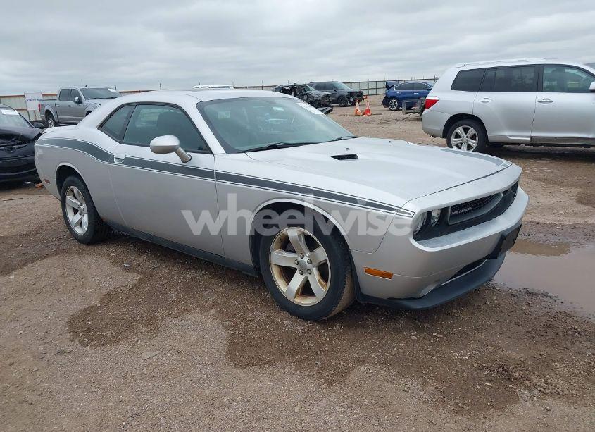 2012 Dodge Challenger SXT (VIN 2C3CDYAG6CH131479) main photo