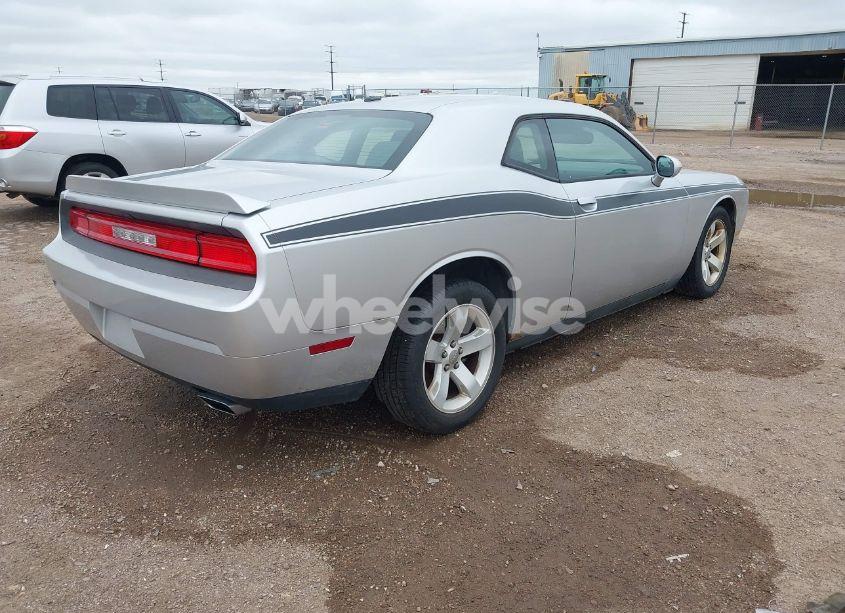 Photo 4 of 2012 Dodge Challenger SXT (VIN 2C3CDYAG6CH131479)