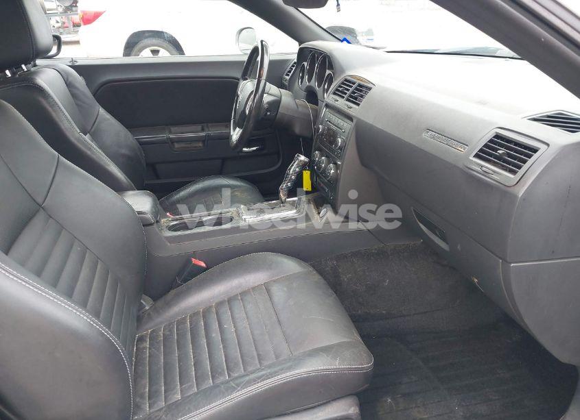 Photo 5 of 2012 Dodge Challenger SXT (VIN 2C3CDYAG6CH131479)