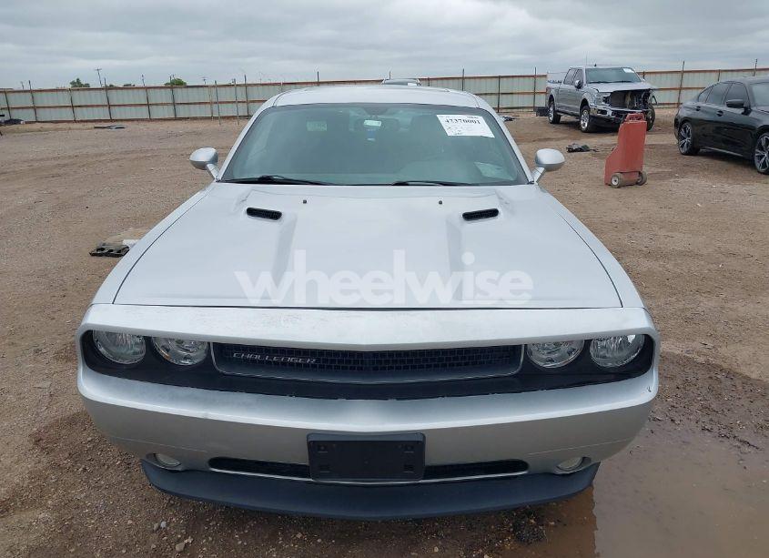 Photo 6 of 2012 Dodge Challenger SXT (VIN 2C3CDYAG6CH131479)
