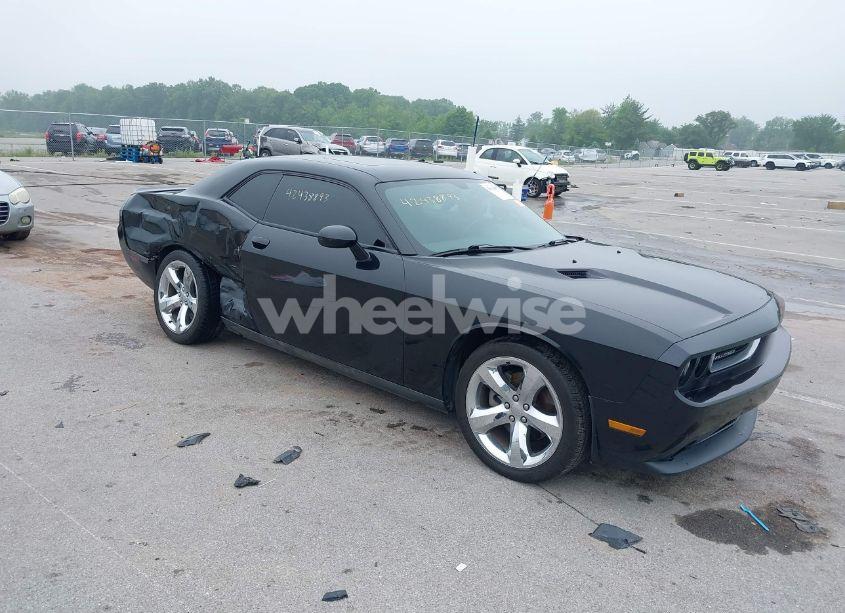 2012 Dodge Challenger SXT (VIN 2C3CDYAG6CH170461) main photo