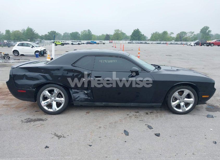 Photo 13 of 2012 Dodge Challenger SXT (VIN 2C3CDYAG6CH170461)