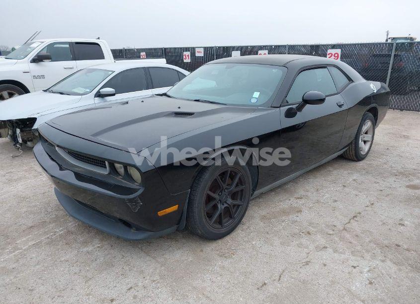 Photo 6 of 2012 Dodge Challenger SXT (VIN 2C3CDYAG6CH206567)