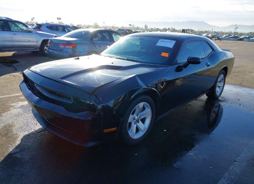 Photo 2 of 2012 Dodge Challenger SXT (VIN 2C3CDYAG6CH258183)