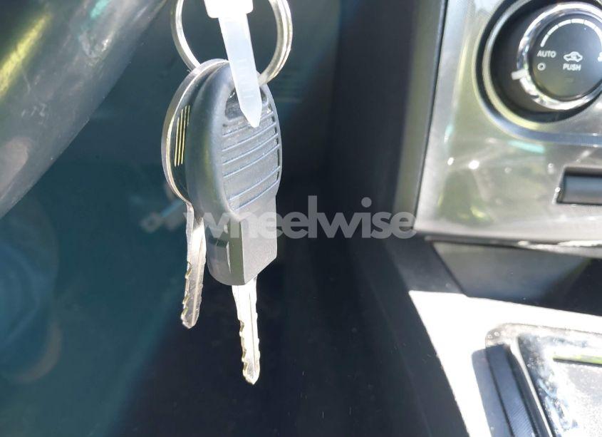 Photo 11 of 2012 Dodge Challenger SXT (VIN 2C3CDYAG6CH294262)