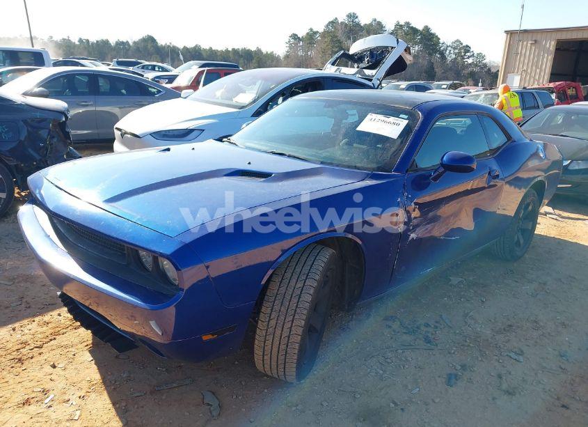 Photo 2 of 2012 Dodge Challenger SXT (VIN 2C3CDYAG6CH294262)